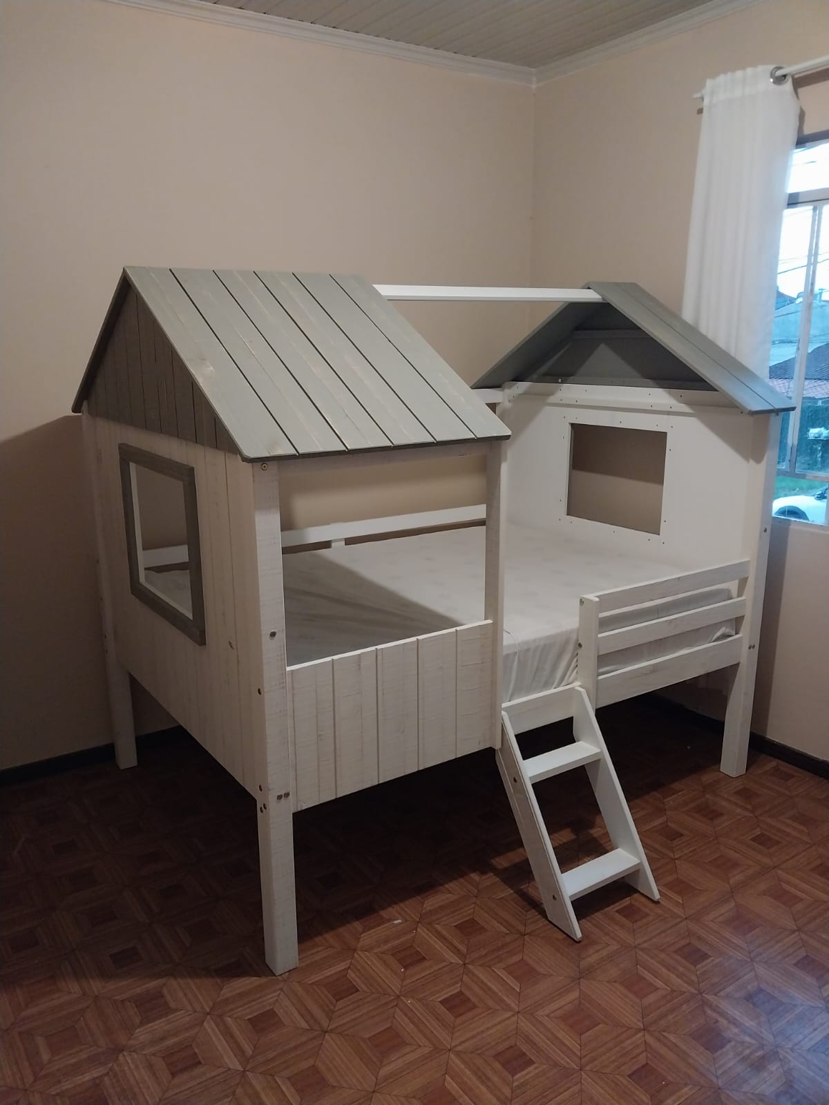 Bruno portfolio 150