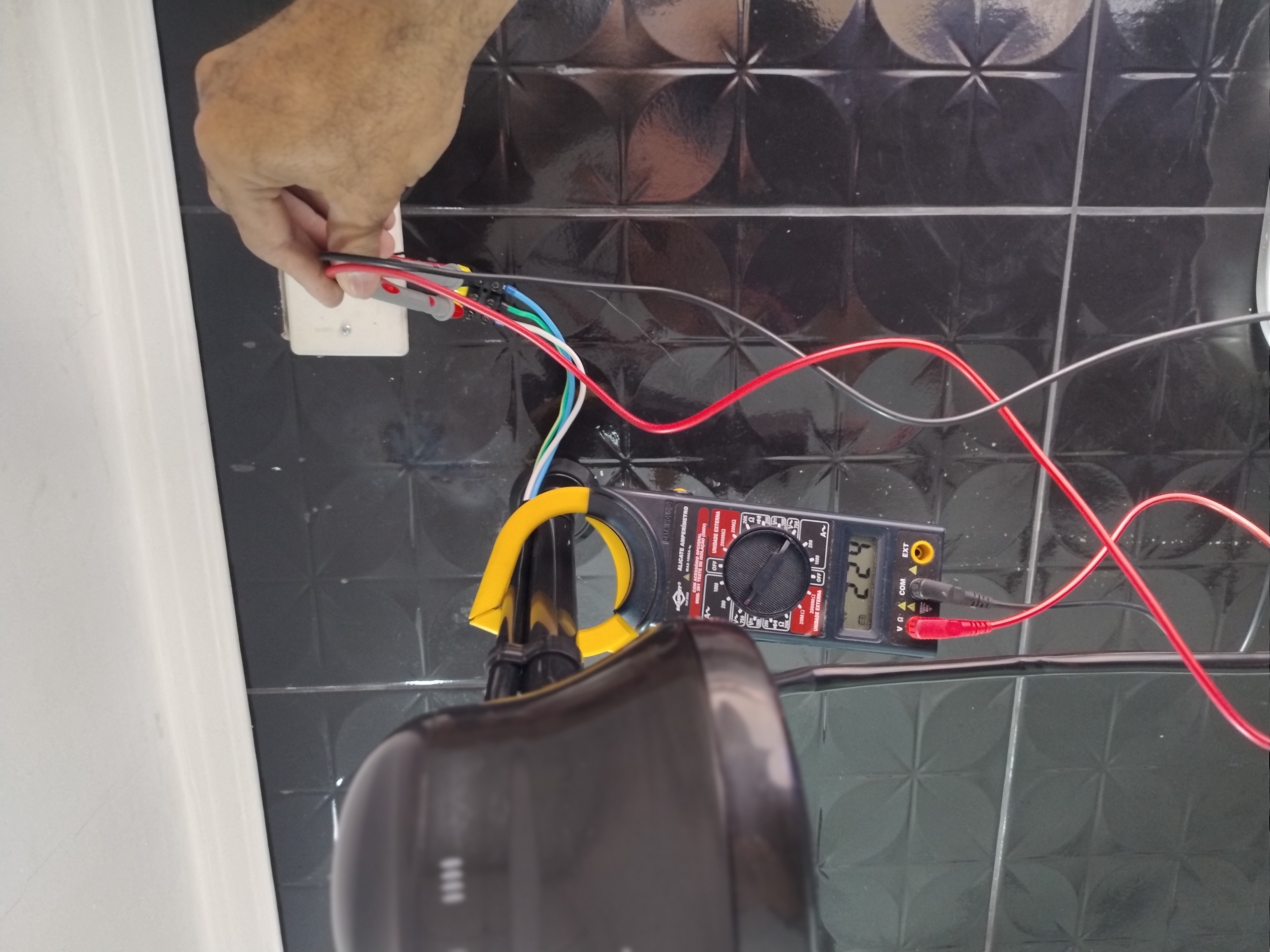 Valentim eletricista portfolio 49