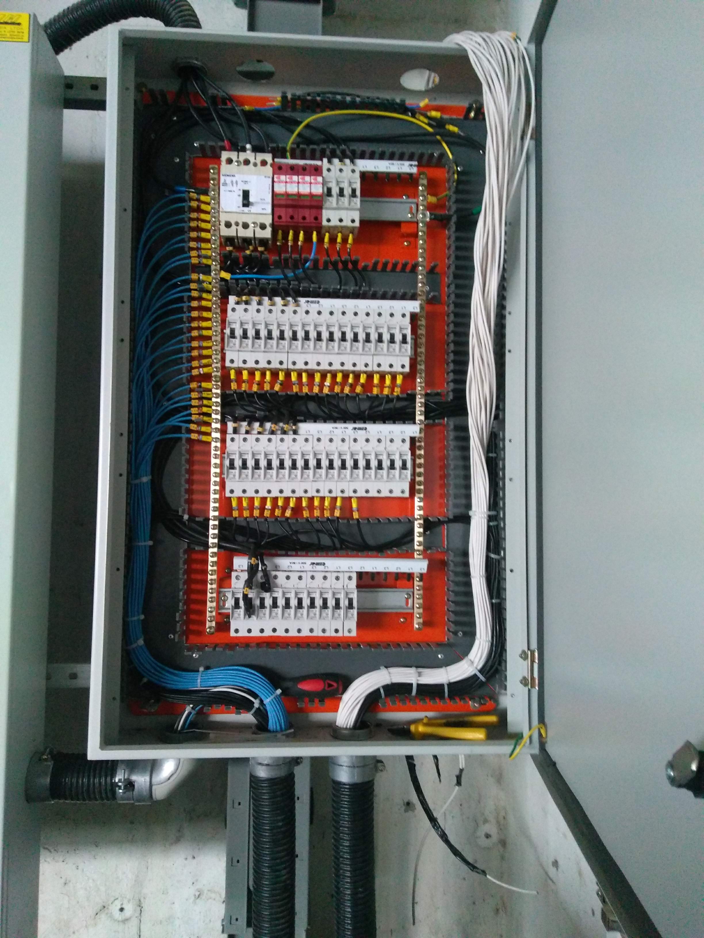 LP VOLTS portfolio 19