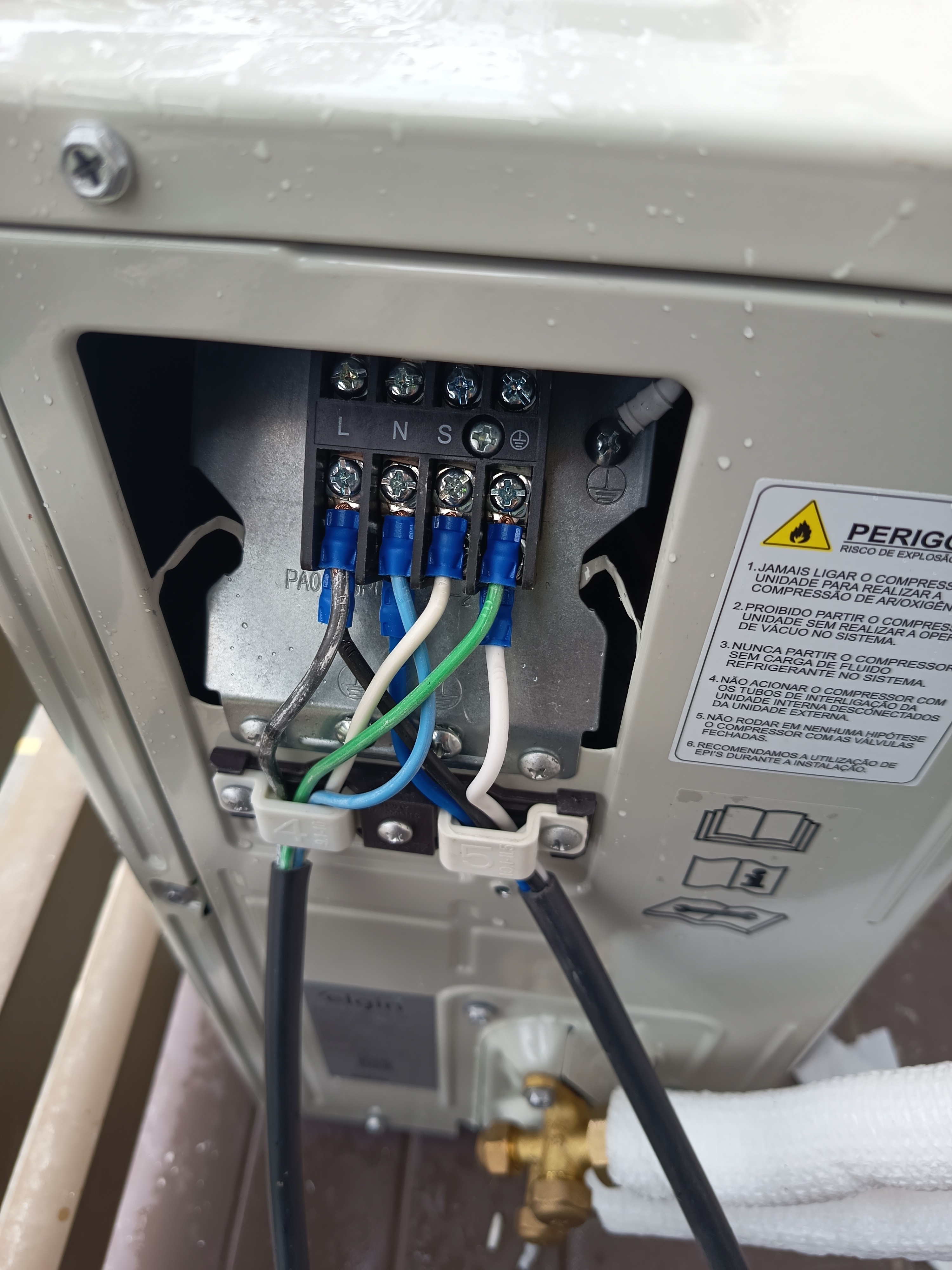 Ricardo Soluções Elétricas e climatização portfolio 21