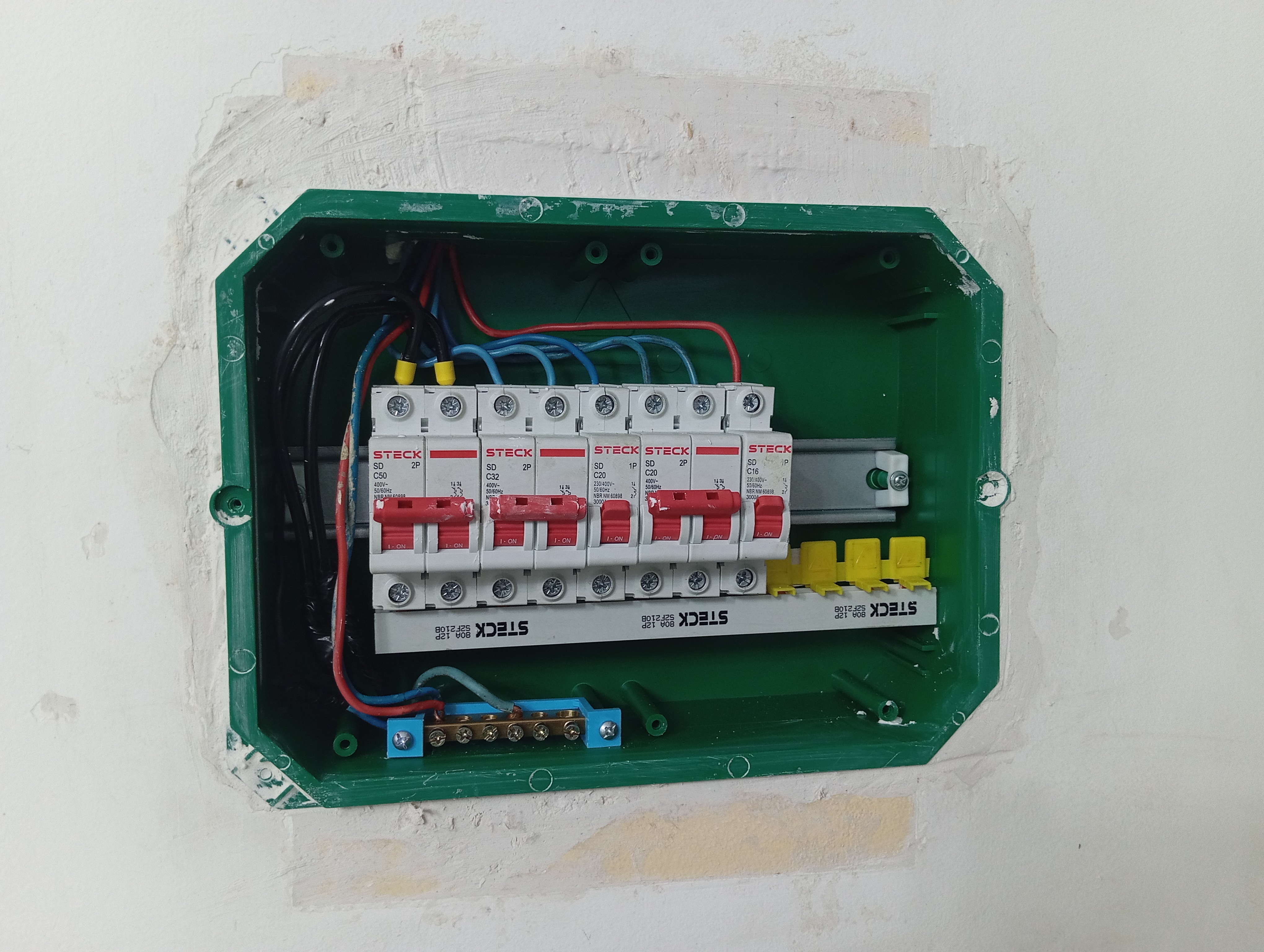 Kv soluções elétricas portfolio 1
