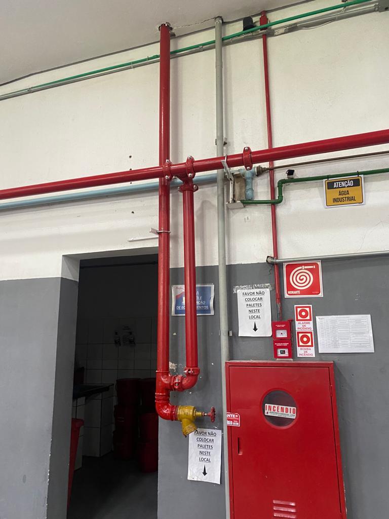IVC Instalações elétricas e hidráulicas portfolio 8