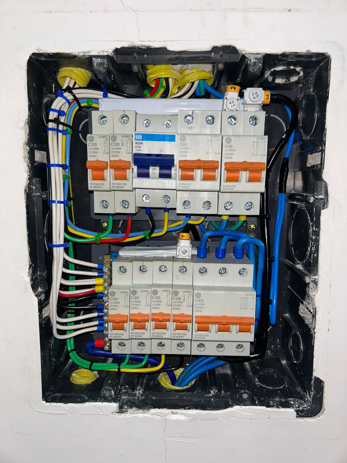 Energiza Elétrica e Automação portfolio 14