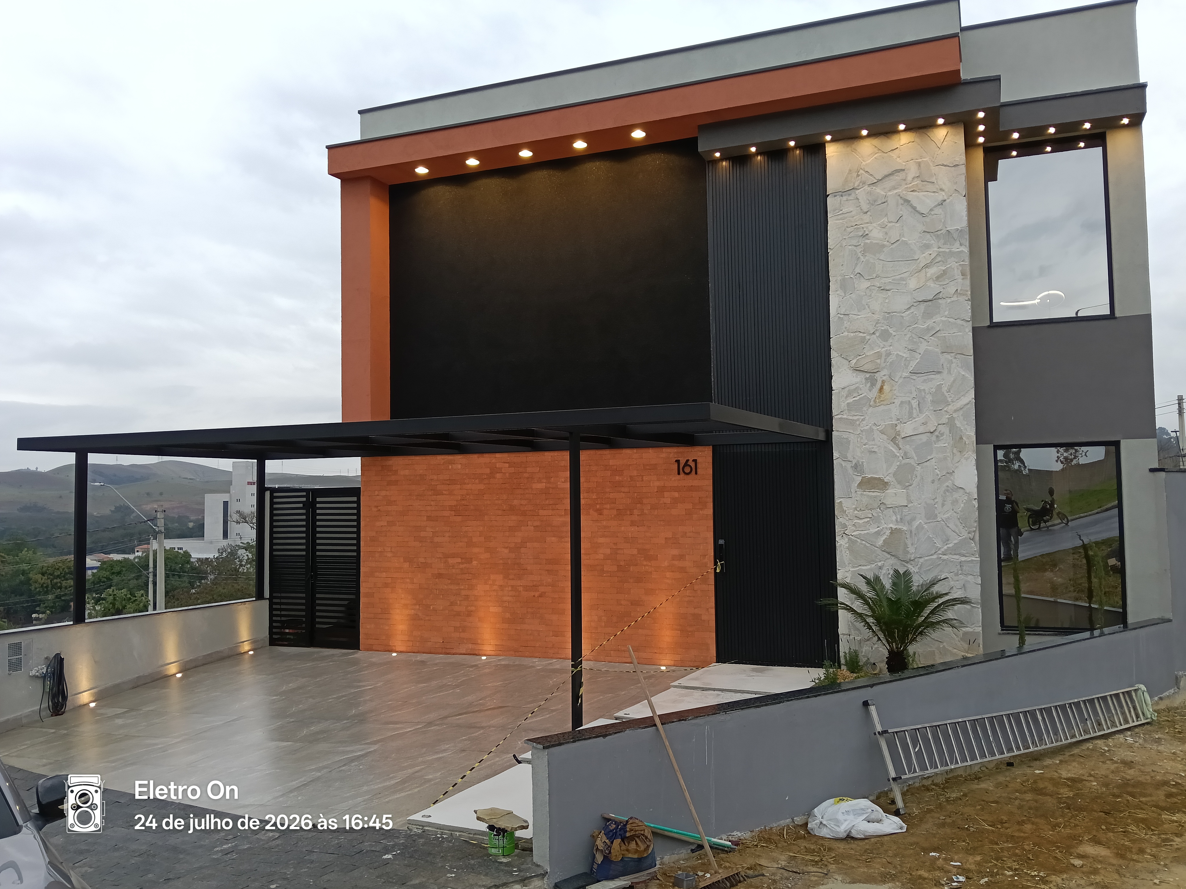 Eletro On instalações elétricas portfolio 24