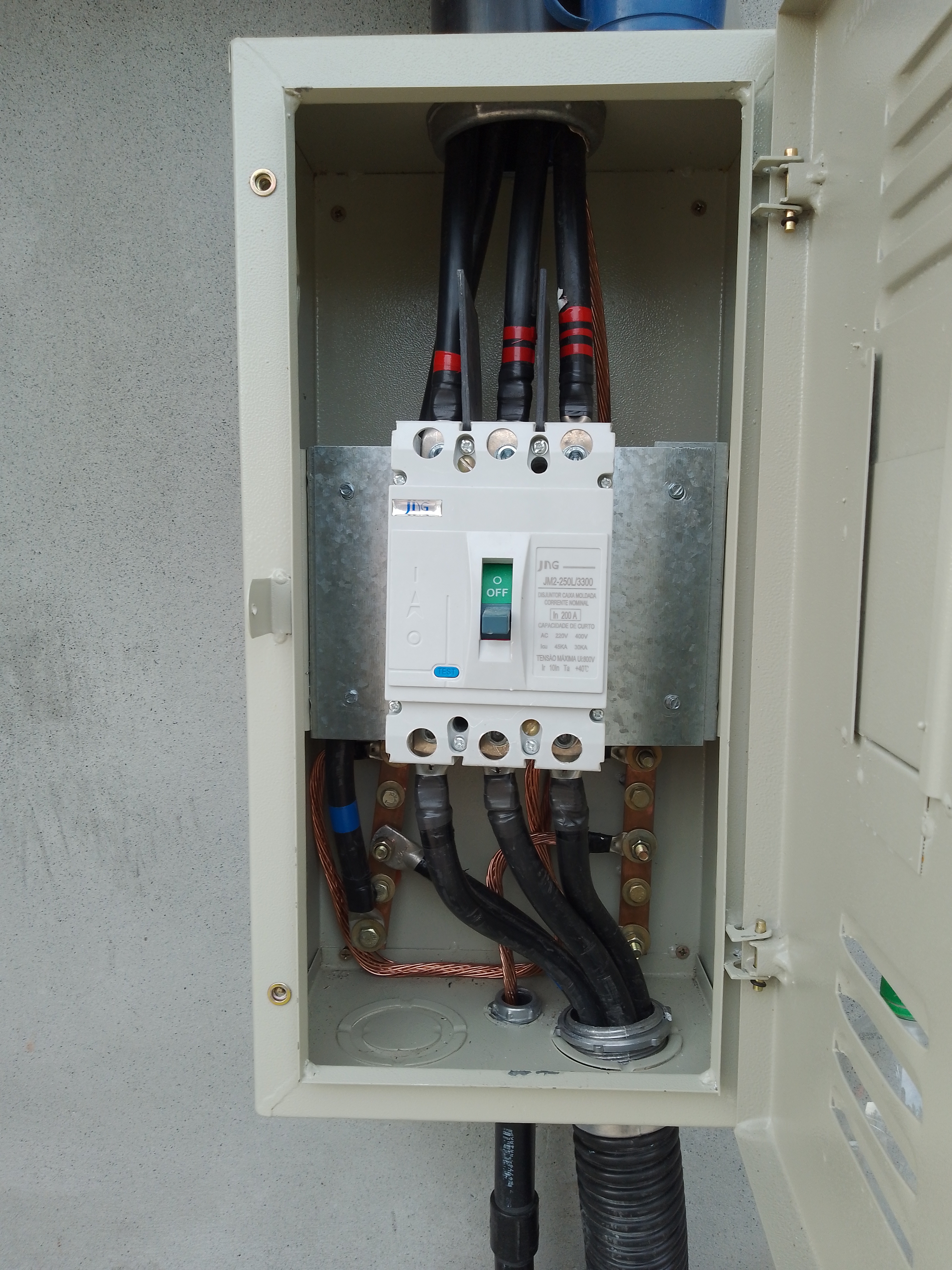 KR instalações e manutenções elétrica portfolio 14