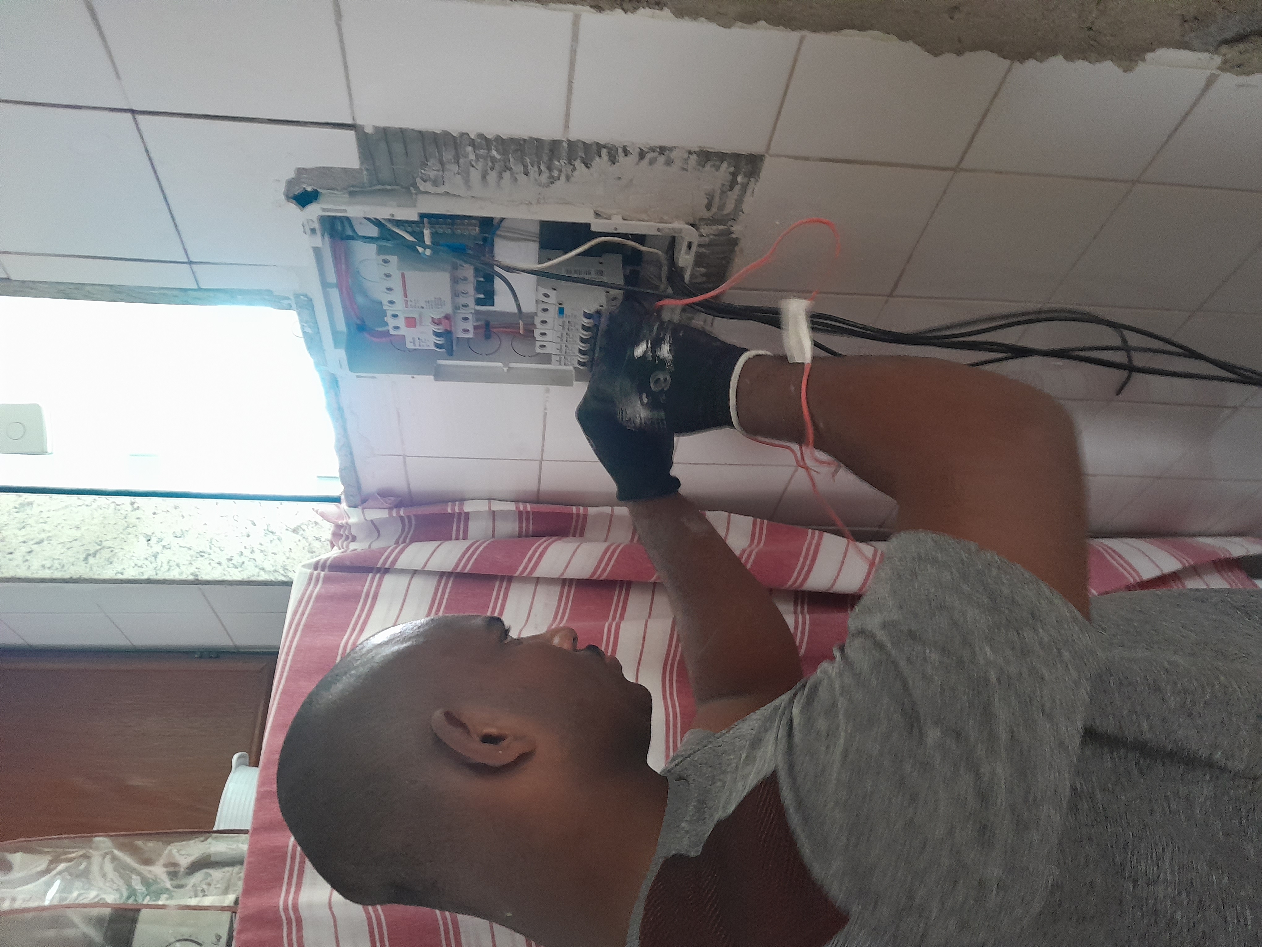 JS Instalações Elétricas portfolio 13