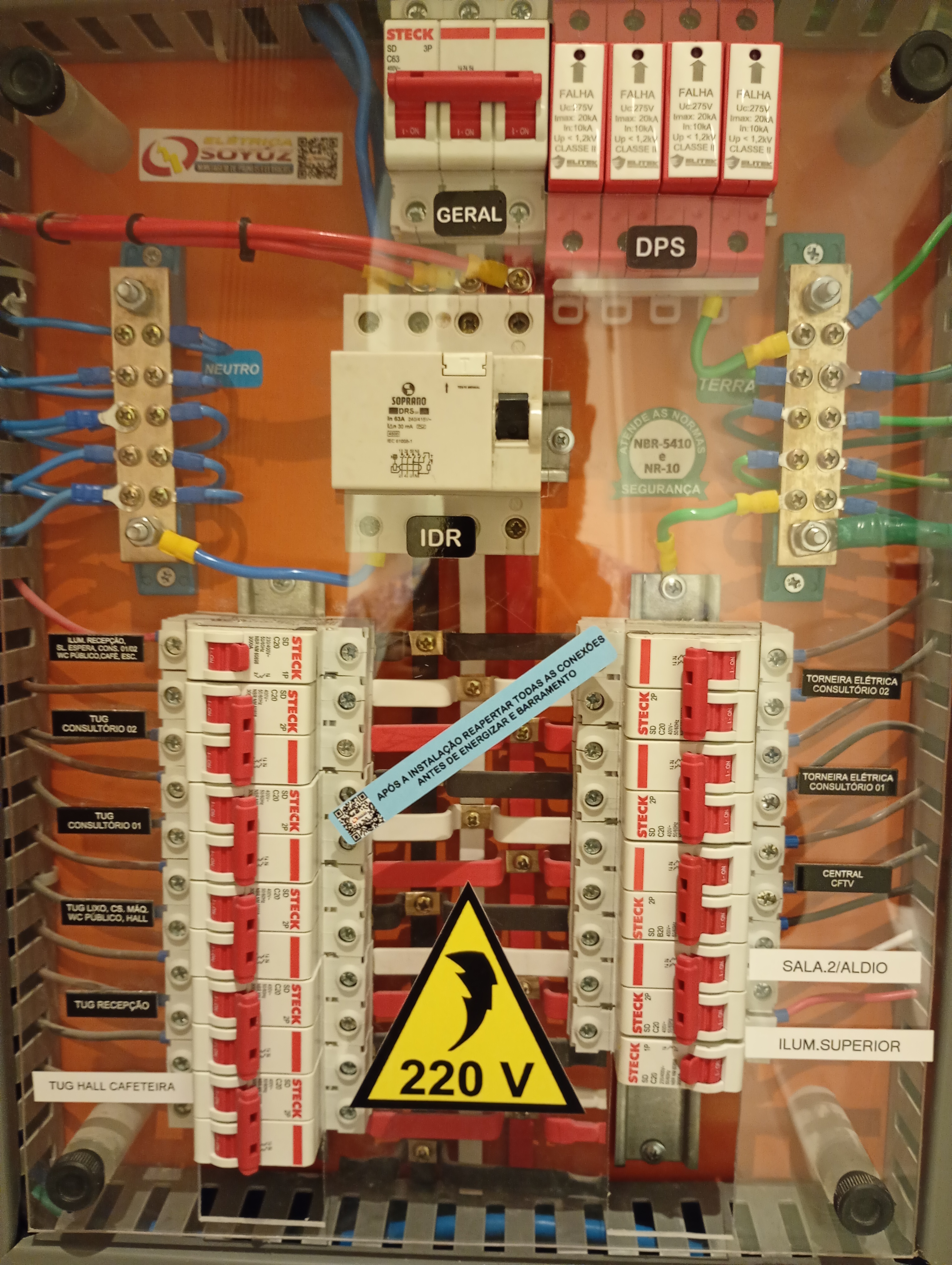 MACIEL SERVIÇOS EM ELETRICIDADE portfolio 19