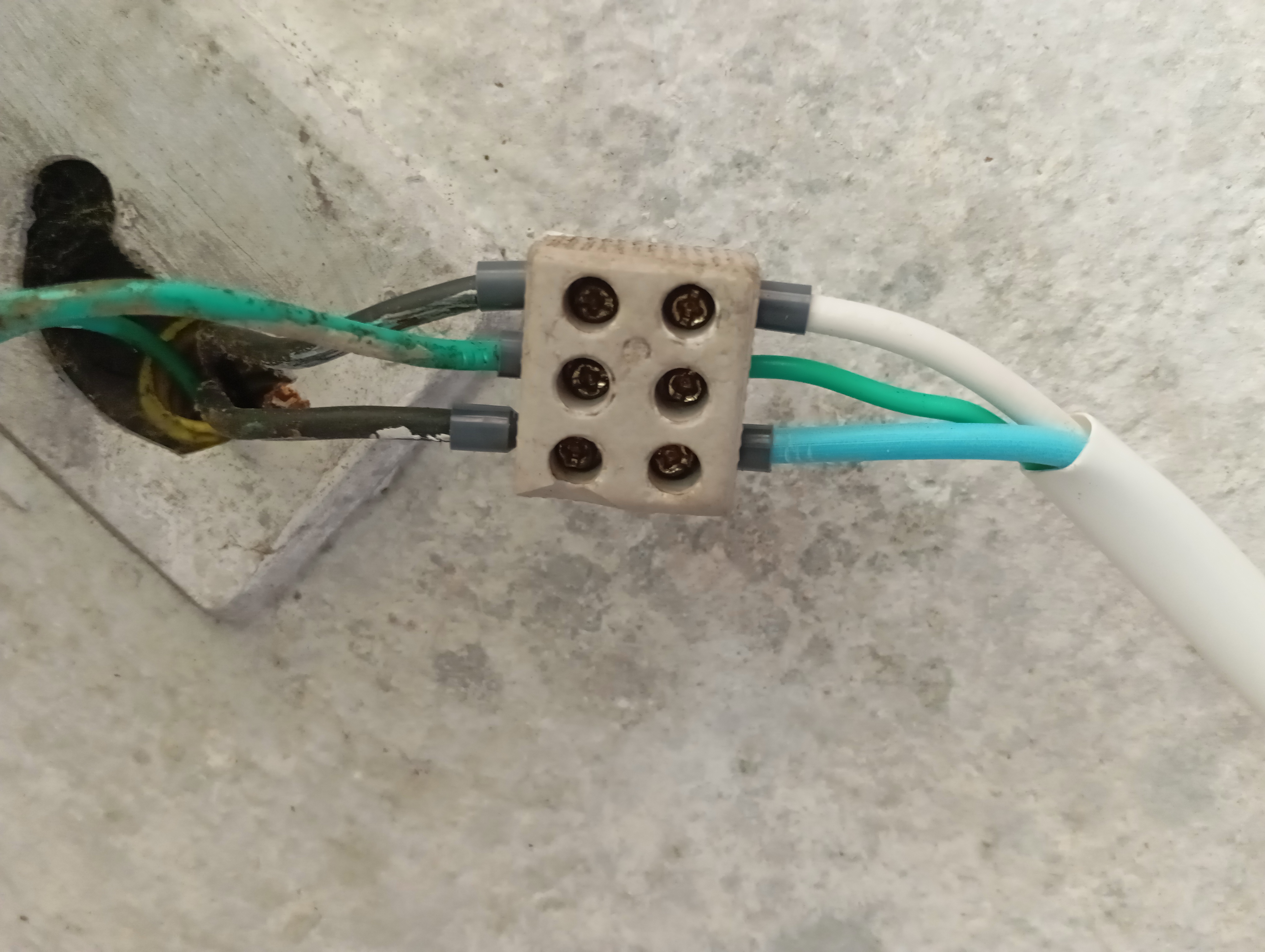 Kv soluções elétricas portfolio 3