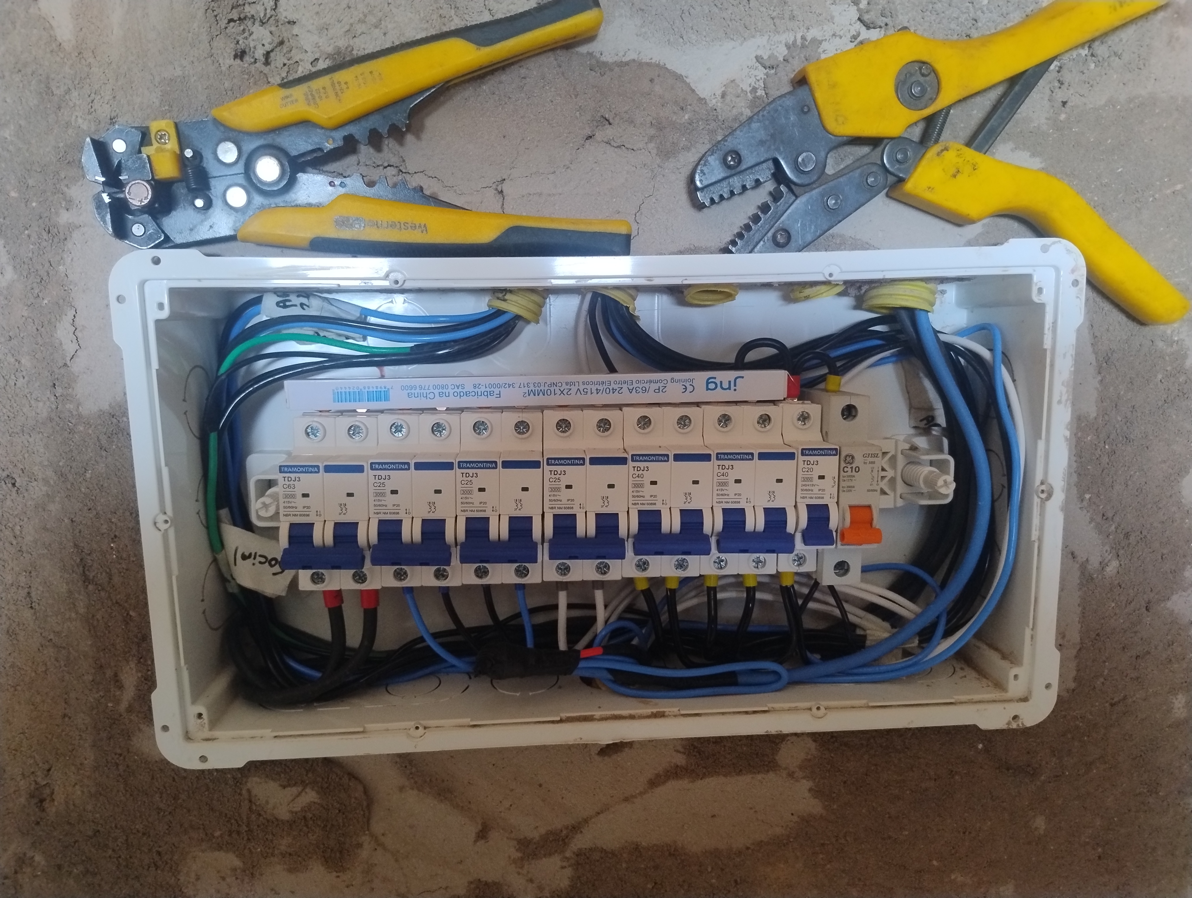 OJ soluções elétricas portfolio 2